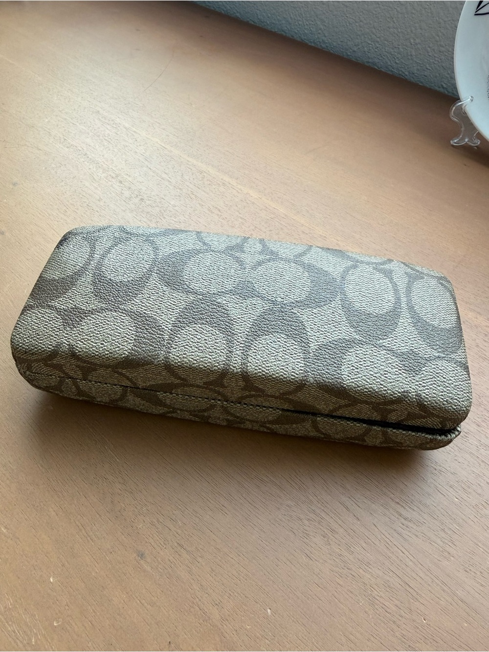 Coach sunglasses case